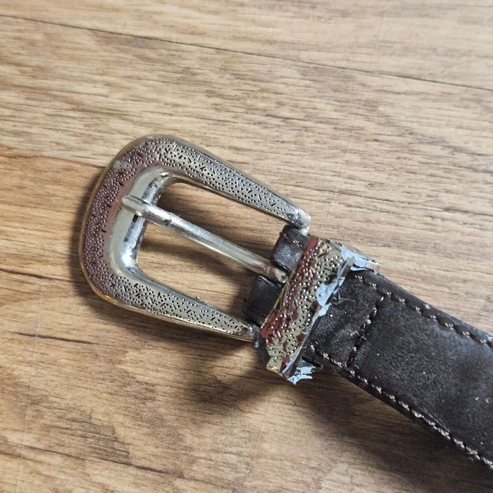Vintage Leather Western Concho Belt Silver Tone Buckle M Cowgirl Boho 4-5001